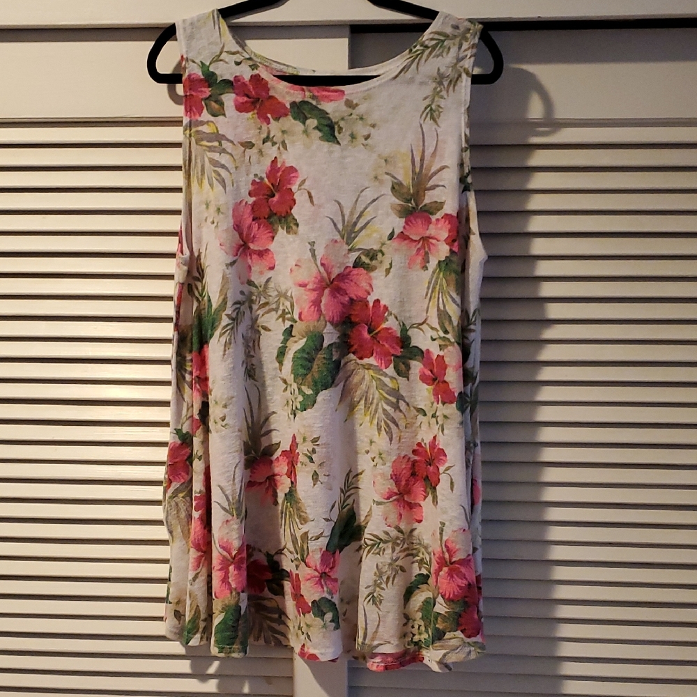 42pops Floral Sleeveless Top - Biege, Pink and Green Size 2X